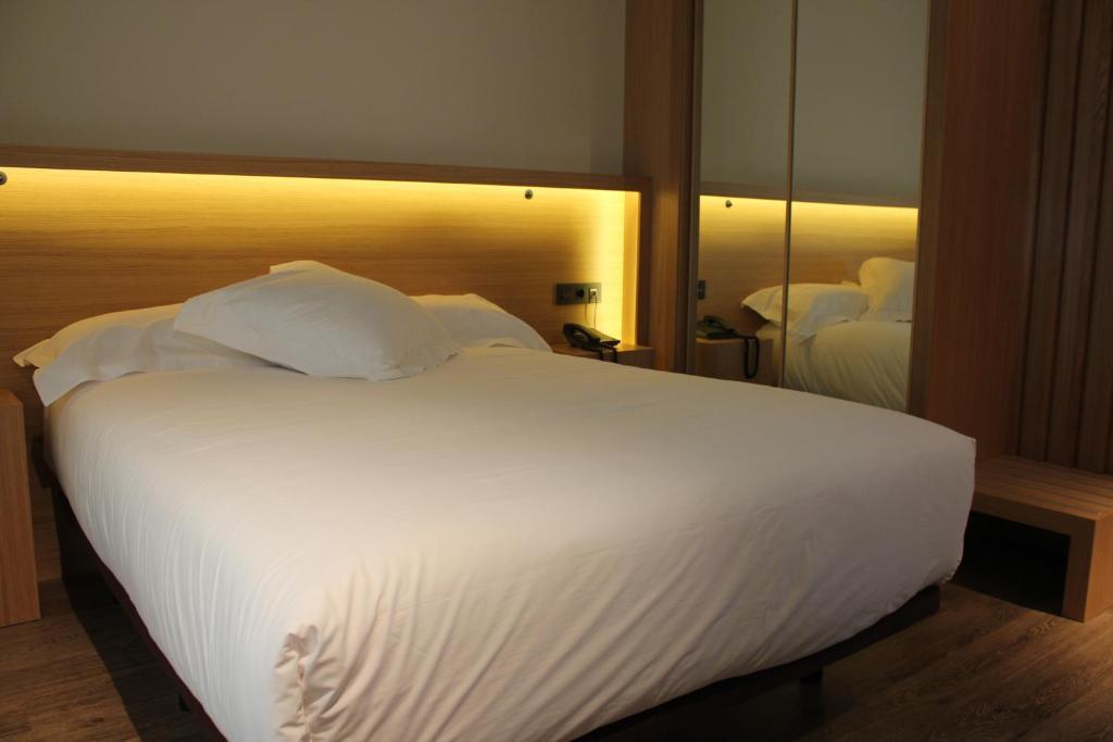 Hotel Araba Vitoria-Gasteiz Pokoj fotografie