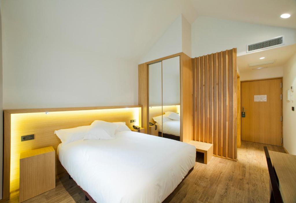Hotel Araba Vitoria-Gasteiz Pokoj fotografie
